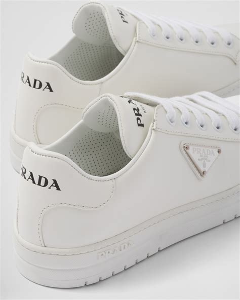 prada sneaker schwarz weiss|prada downtown sneakers.